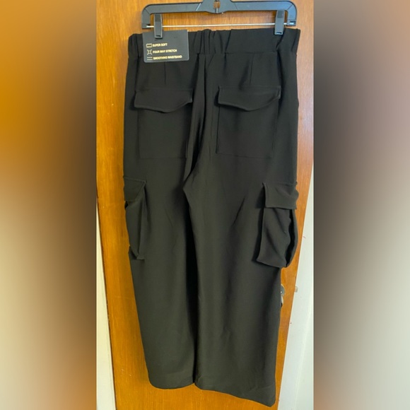 NWT SOLID BLACK SCUBA CARGO PANTS WIDE LEG size 1X - Picture 2 of 15